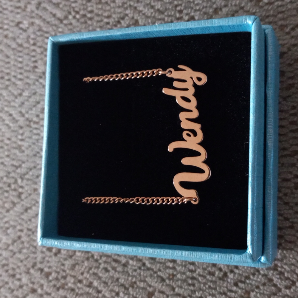 "Wendy" Rose Stailess steel name Pendant necklace